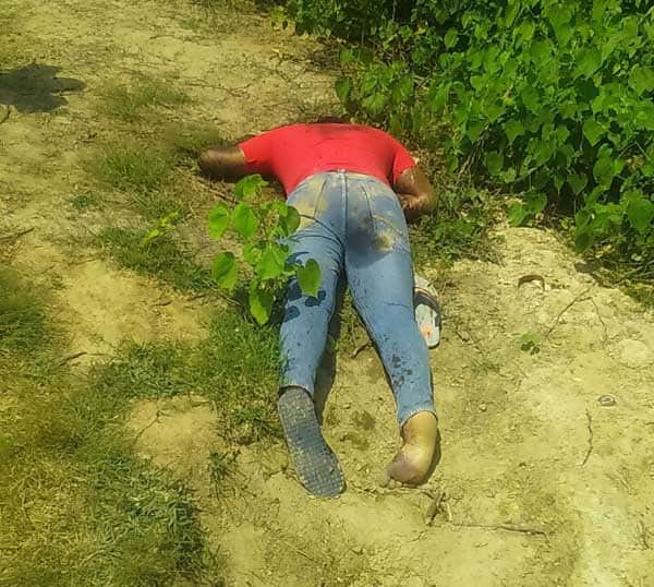 close friend murder by two boys for money, dead body found in farms of kachhwa village