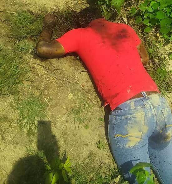 close friend murder by two boys for money, dead body found in farms of kachhwa village