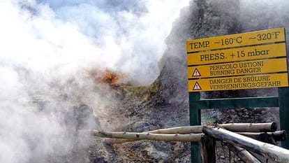 Boring thousand feet deep inside the volcano !