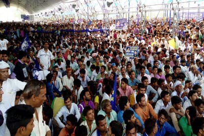 Each candidate of BSP has to take hundred buses in Mayawati's Rally