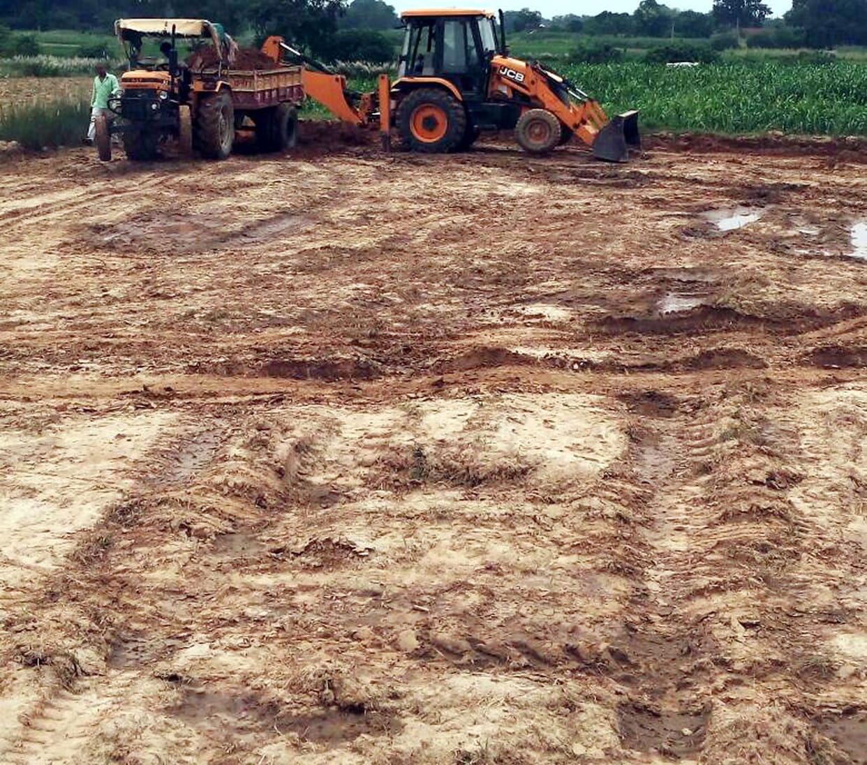 Running the business of illegal mining in the district fear