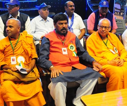 Ramdas athawale targets mayawati in a speech in Lucknow.