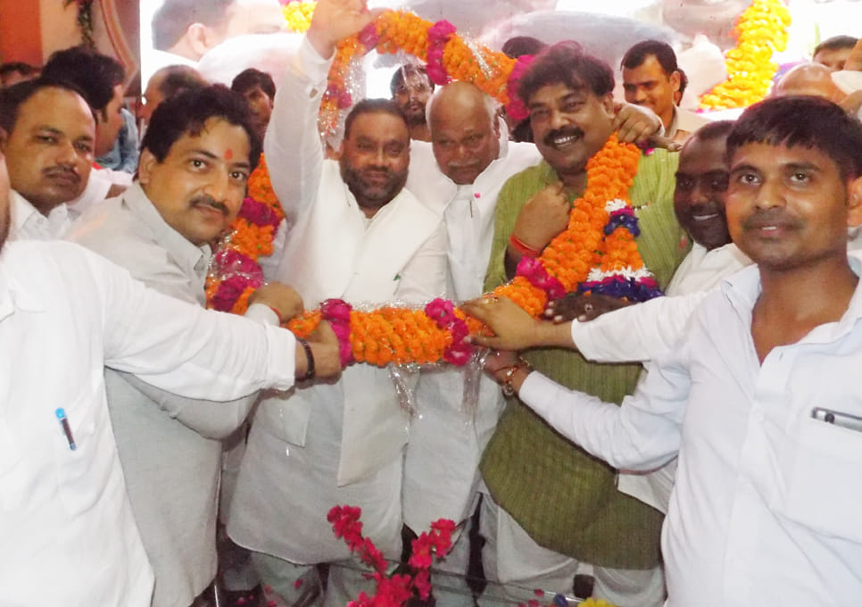 Baba Saheb selling Mayawati- Maurya