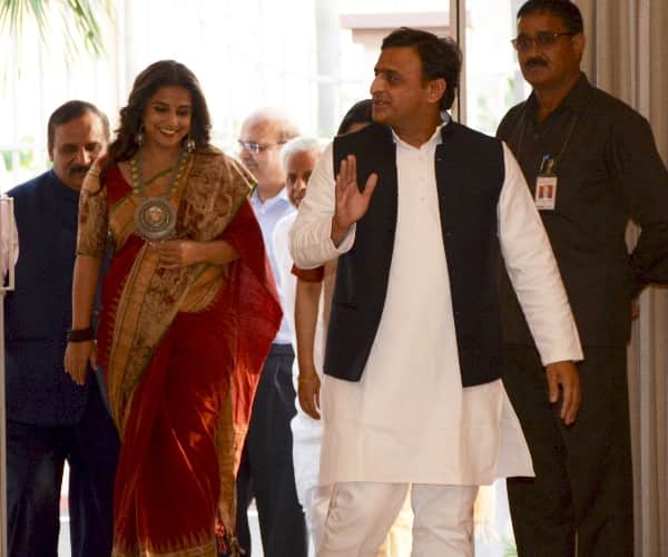 Ruckus over colour of vidya balan's saree.