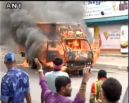 Cauvery row updates: Violence in Bengaluru, protesters target vehicles