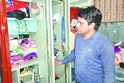 Thieves carried goods to millions
