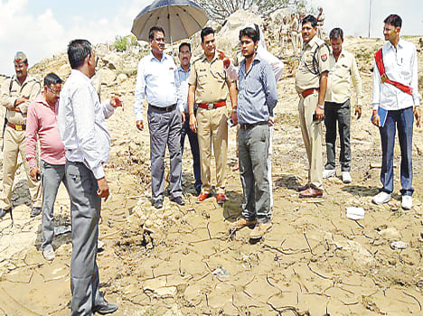 Idgah and inspect the boat jetties