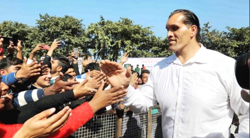 wwe champion the great khali ambala visit and special interview on academy