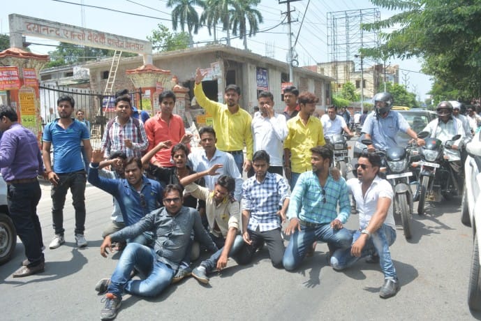 The commotion of the LLB Students in kanpur university