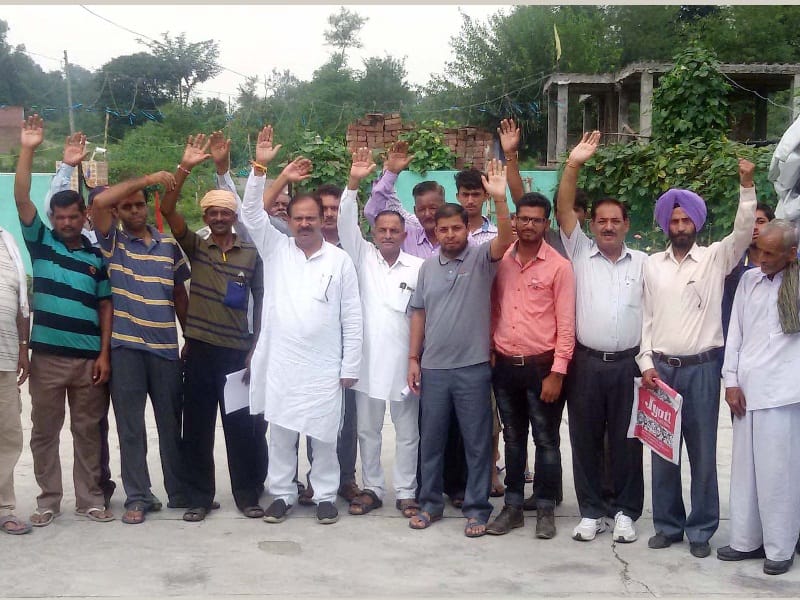 protest, pathankot protest, protest to prevent wild animals, pathankot, amritsar 