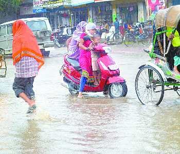 Unabridged roads from the fast rain
