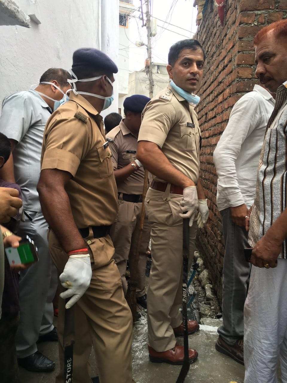 uttarakhand cm involved in police anti dengue campaign