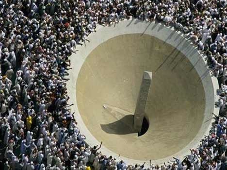 meena stoning ritual during hajj yatra