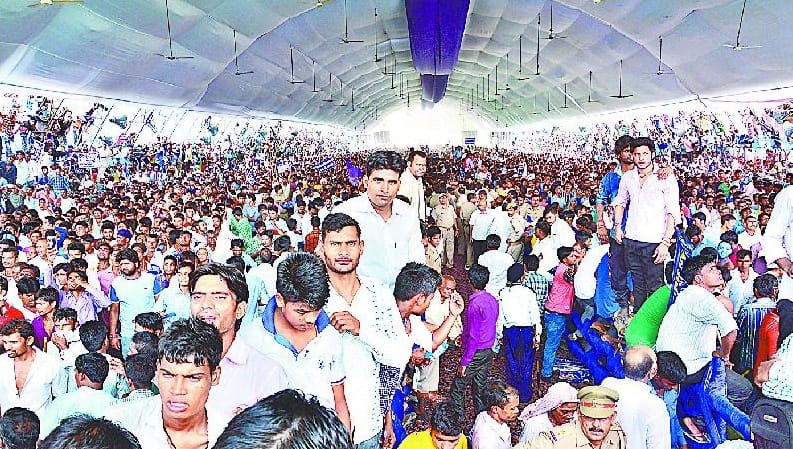 Shuffle Dalits, Muslims, lured