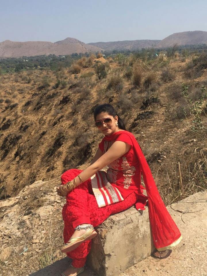  Famous haryanavi singer and dancer sapna is still in icu
