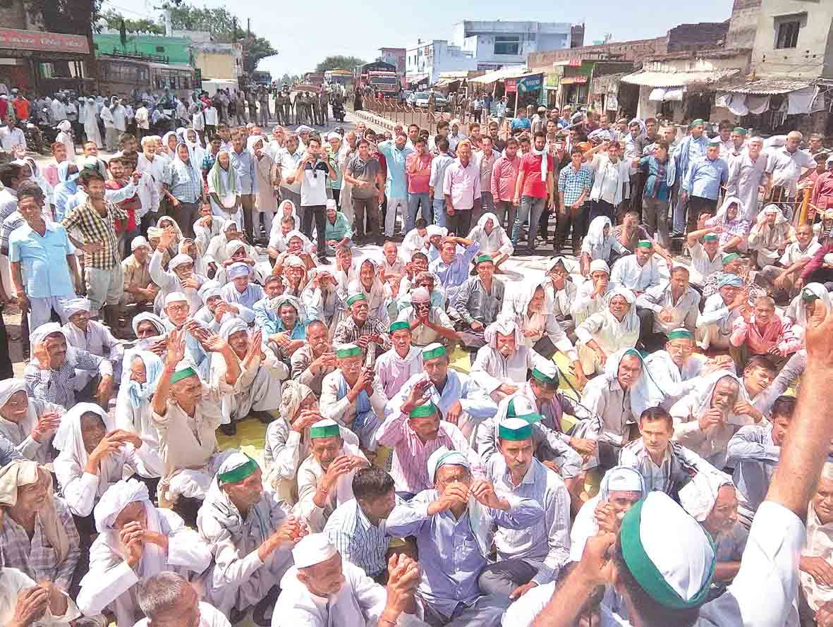 traffic jam,farmer protest