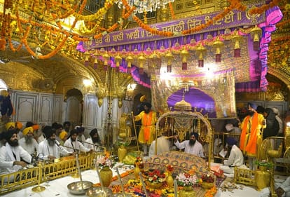 Pakistan will print the Guru Granth Sahib