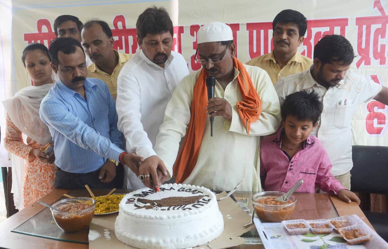 muslim rashtriya manch celebrats bakar-eid in echo friendly way