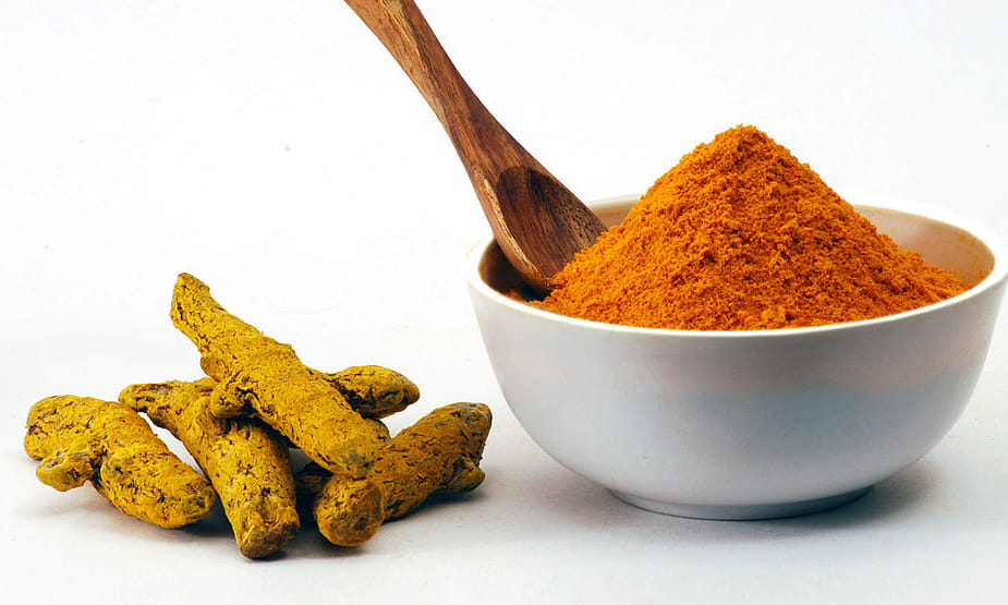 health benefits of spoonful turmeric
