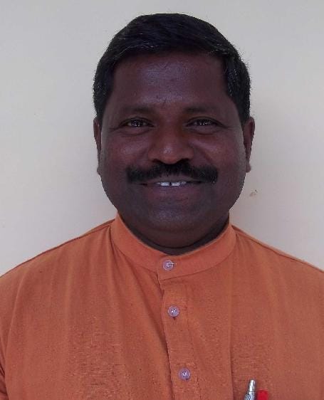 Tamil teacher crossroads of linguistic harmony. Ramesh
