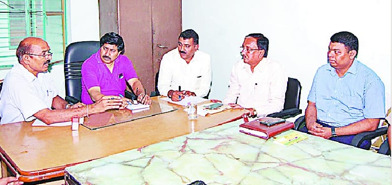 Post and telegraph salaried committee