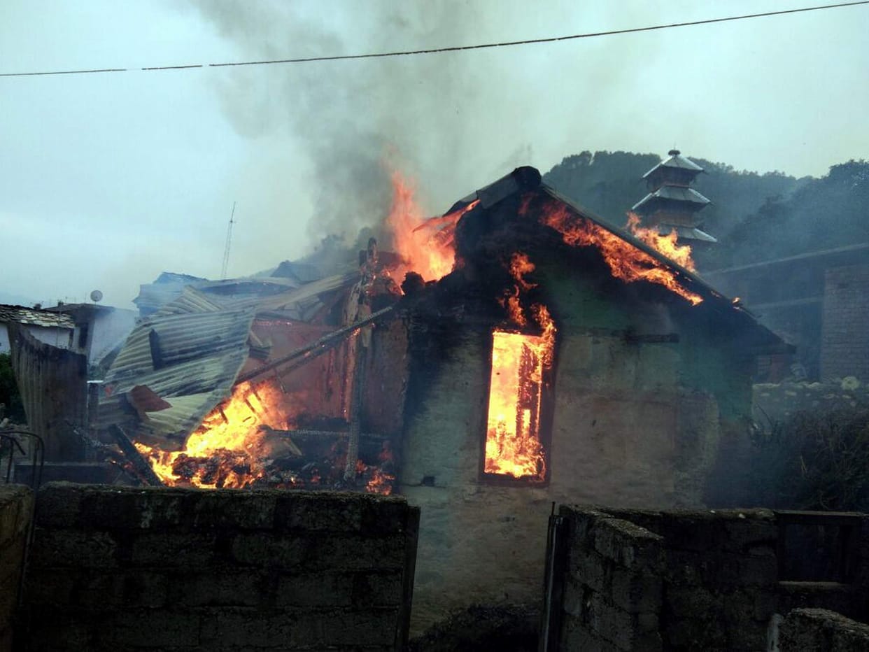 Cylinder two-story apartment ash bursts.
