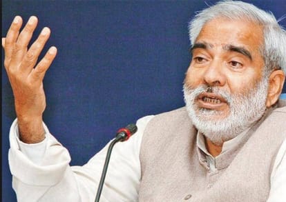 Lalu yadav says, Raghuvansh has no sense