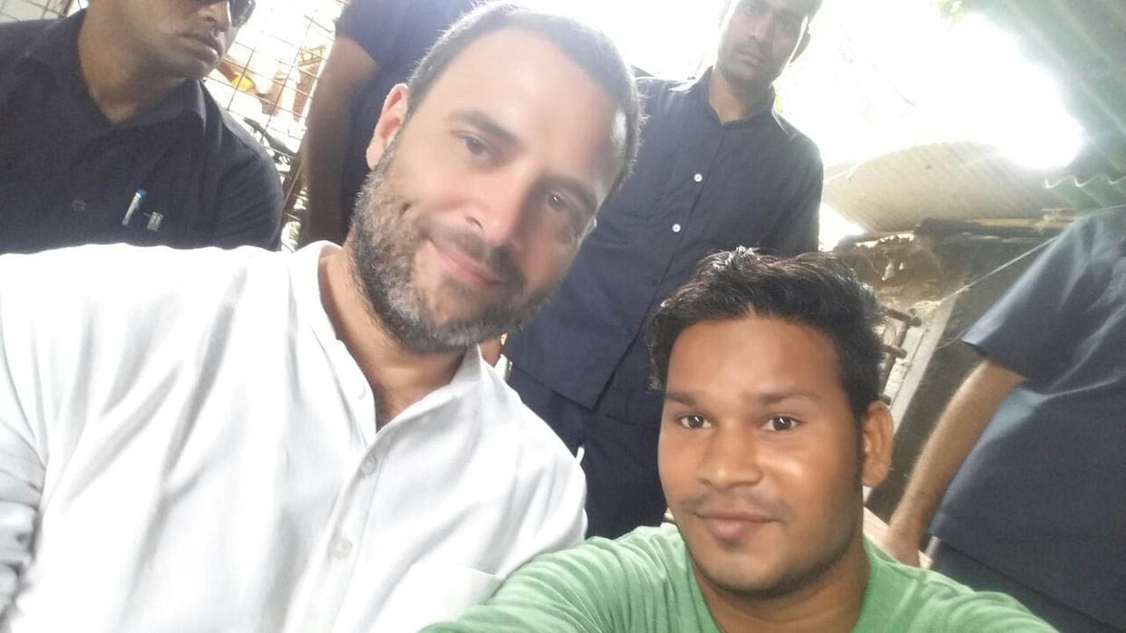 selfie with ruhul gandhi dinesh became cerlebraty