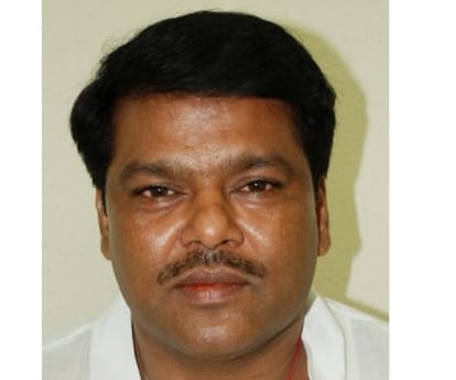cm akhilesh yadav sacks gaytri prajapati