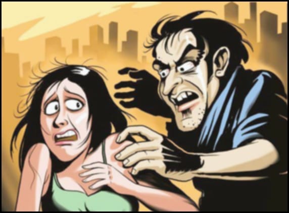 two young women teased by two youths at chandigarh