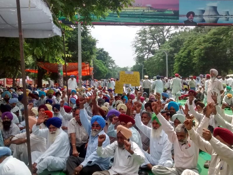 Government, pensioners, Pavarkam, Transco, road blockades, sit-performance, Patiala