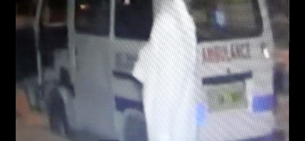 hospital and land lords denies the entry of wifes dead body, man forced to spend night in ambulance