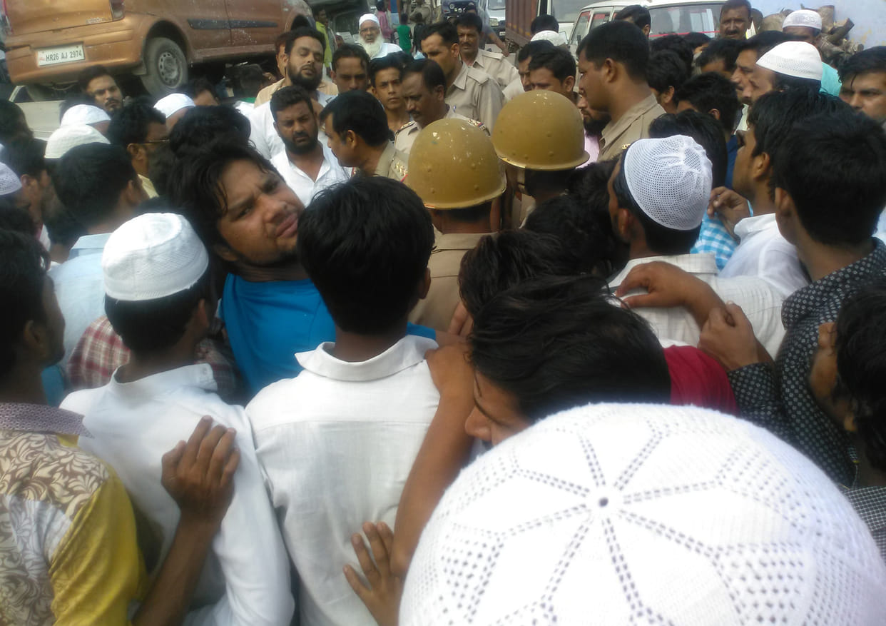 Padding-Qureshi clashed tension in Shikarpur
