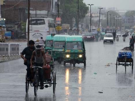 rain in lucknow but kanpur droughtful