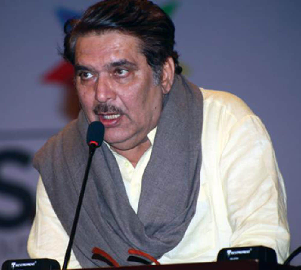 hindi language known actors in bollywood
