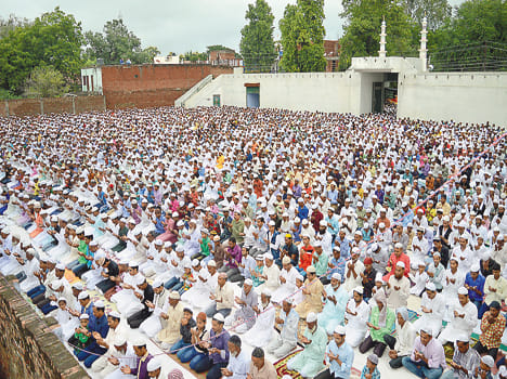 In the tranquility of the country sought devotions