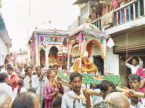 The procession began from Jal Vihar Fair