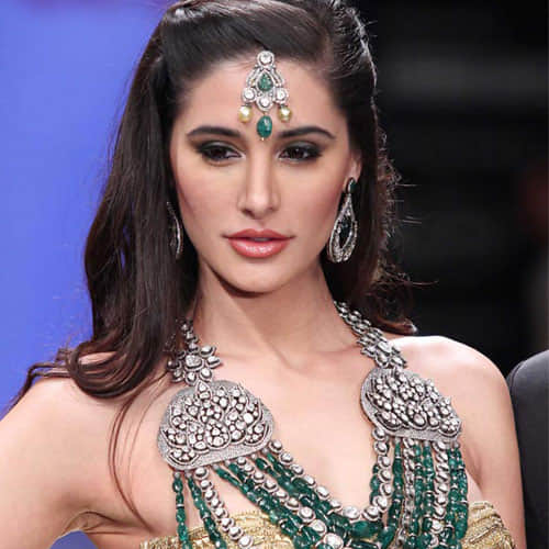 these heroines does not know hindi
