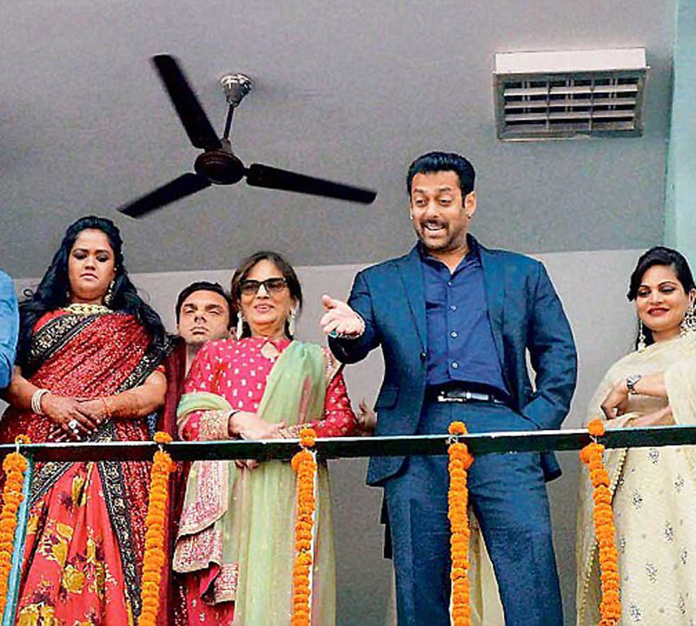 salman khan starts wedding preparation