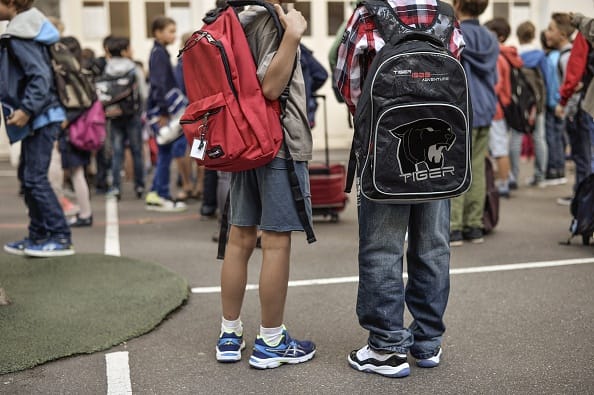 first-second grade children will not carry heavy school bags