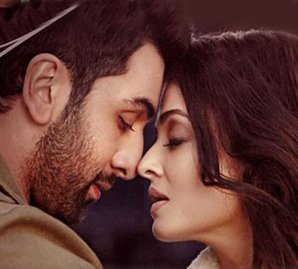 amitabh bachchan said about aishwarya rai intimate scene