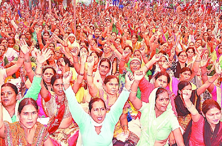 Anganbadis by angry protests