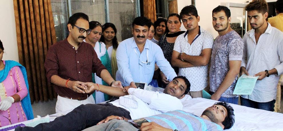 Red Cross blood donation 50 young people 