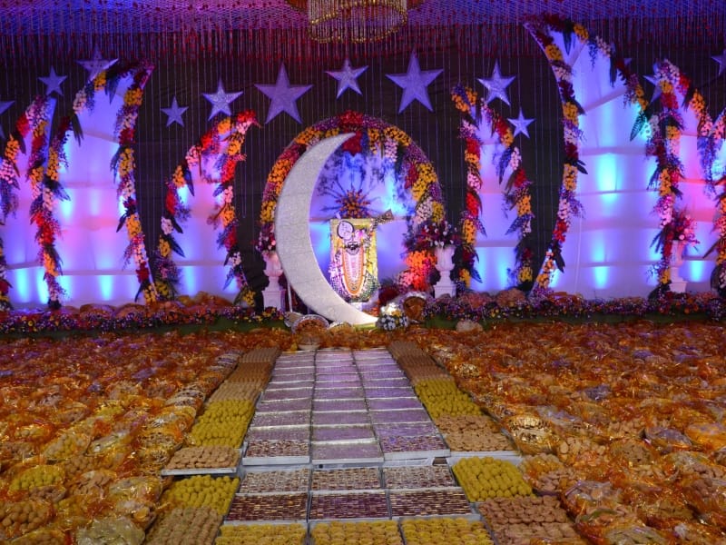 chhappan bhog mahotsav in goverdhan