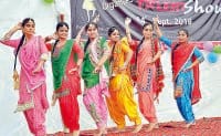 compition, girls student, perform on stage, kaithal