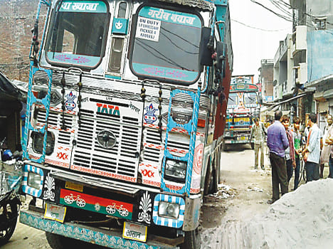 The truck's dash began breaking three hours jam