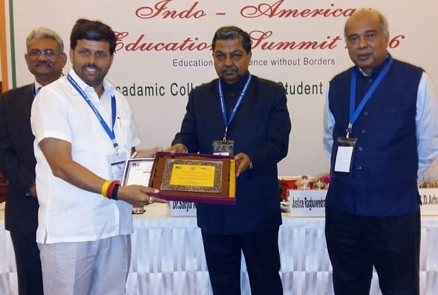 Dilip, Vijender honoured in Delhi