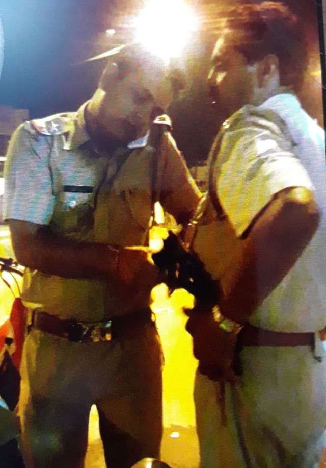 Drunk constable reached for woman help