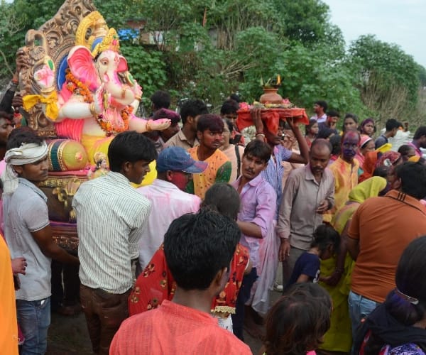ganesh visarjan in lucknow.