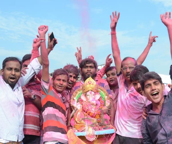 ganesh visarjan in lucknow.